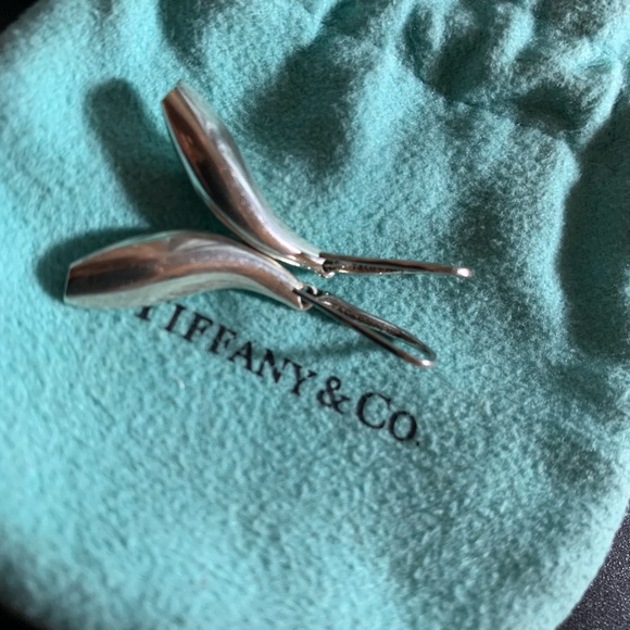 NEW - Tiffany & Co Frank Gehry Fish Earrings - Picture 4 of 4